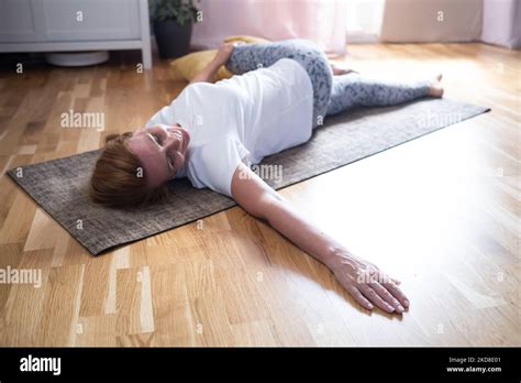 Yin Yoga Mature Hi Res Stock Photography And Images Alamy
