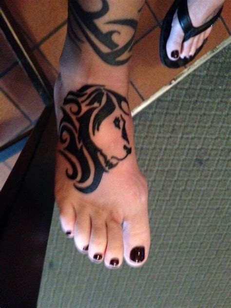 12 Cool Lion Tattoos On Foot Petpress