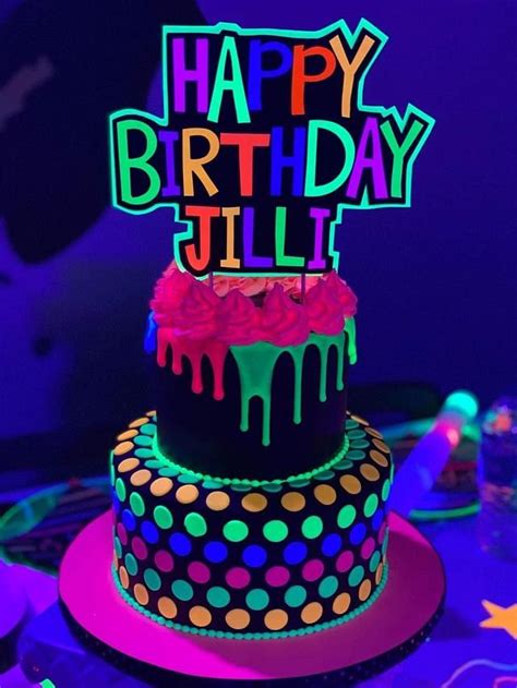 Glow In The Dark Cake Artofit