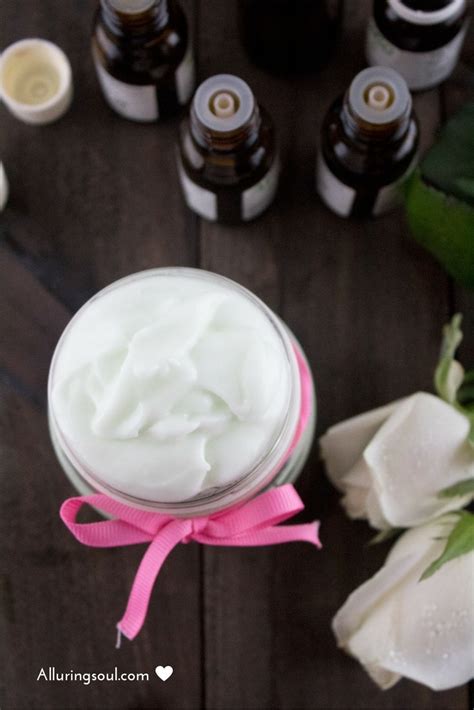 DIY Ingrown Hair Cream To Get Rid of Nasty Red Bumps