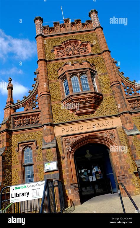 Lynn Public Library Hi Res Stock Photography And Images Alamy