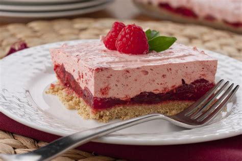 Raspberry Icebox Cake