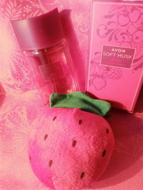 Soft Musk Delice Velvet Berries Avon Perfumy To Perfumy Dla Kobiet