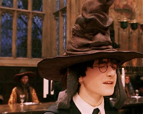 Images Of The Sorting Hat Harry Potter Harry Potter Hat Harry