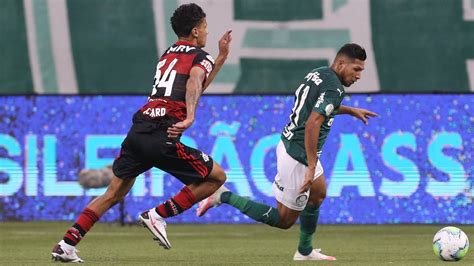 Palmeiras aumenta percentual de direitos econômicos de Richard Ríos