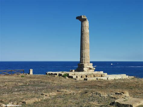 Crotone Per Il Parco Archeologico Nazionale Di Capo Colonna Luogo Del