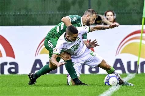 Chapecoense marca duas vezes mas cede empate ao América MGJogada 10