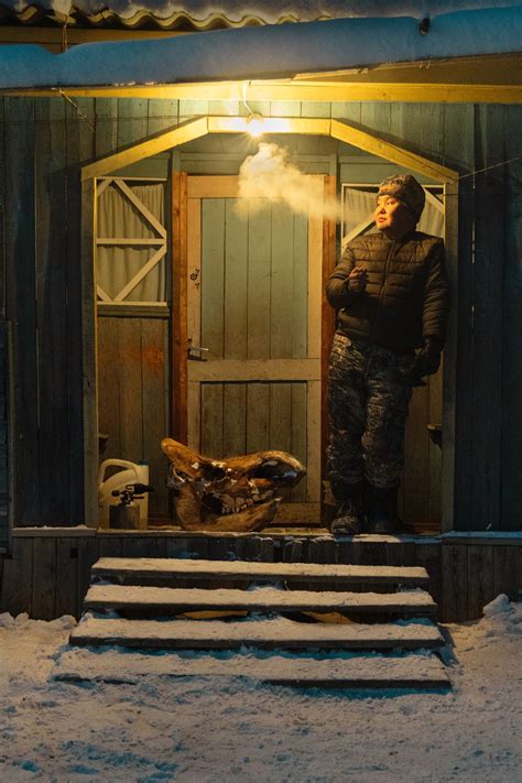 The Siberian Bone Hunters Diving for Ice Age Mammoth Fossils - The New ...