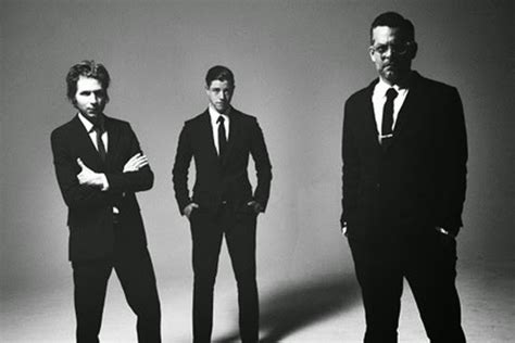 Album Review El Pintor By Interpol Crystal Punk