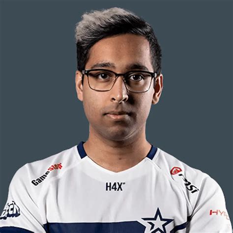ShahZaM - Age, Height, Net Worth, Family Status and Full BIO - eSports ...