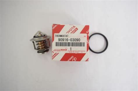 GENUINE TOYOTA CAMRY RAV4 SOLARA THERMOSTAT 90916 03090 GASKET 16325