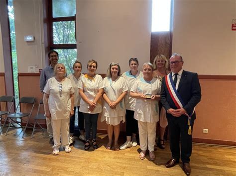 Mairie De Saint Amand Montrond Vie Locale