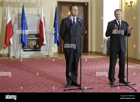 19 02 2008 Warsaw Poland Pictured Radoslaw Sikorski Donald Tusk