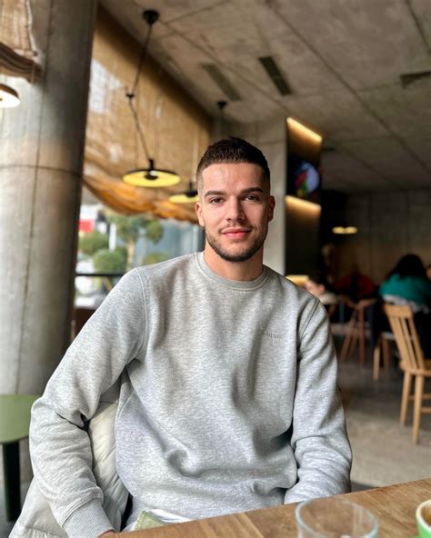Za Lijepe čestitke Nikad Nije Kasno Da U 2025 Ostvariš Sve što Do