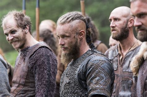" VIKINGS ".......SÉRIE TV.......SOURCE FANPOP.COM........... | Vikings ...