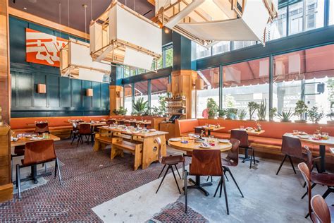 FREEHAND LOS ANGELES | 4-STAR WORLD-CLASS ACCOMMODATION AND SKYLINE VIEW