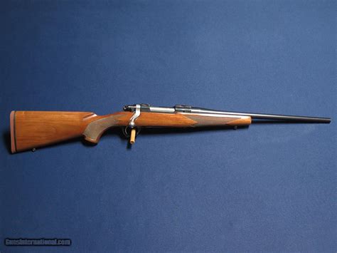 Ruger M77 Hawkeye Compact 243