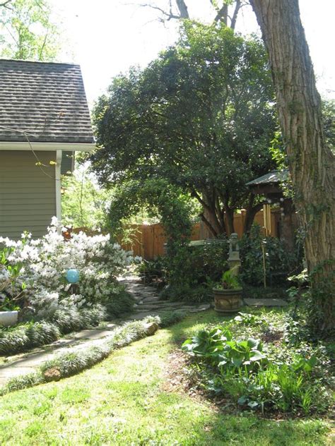 Fluffy Flowers: Historic Athens Georgia Garden Tour