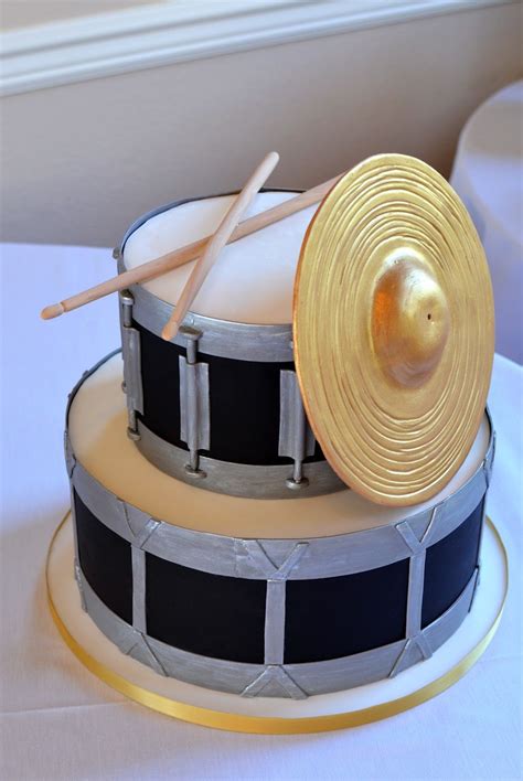 Honey Crumb Cake Studio Drums Music Themed Cakes Music Cakes