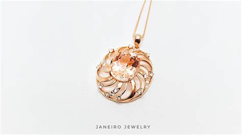 Morganite | Necklace on Behance