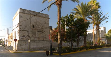 Palacio De Las Pilas Monumentos En Zahara De Los Atunes Cadiz España Sitio