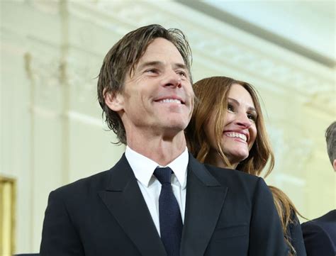 Julia Roberts Celebrated Her Anniversary With Danny Moder With A Rare Photo