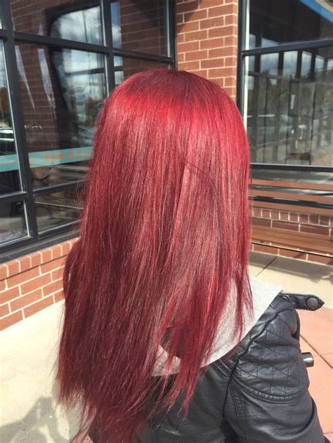 Wine Hair Color Pretty Hair Color Red Hair Inspo Dyed Hair Inspiration Pretty Hairstyles