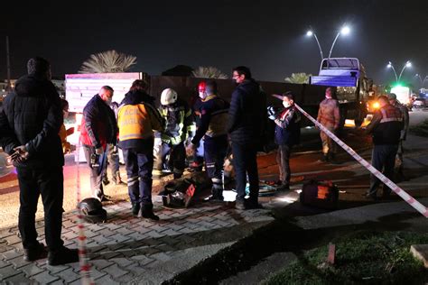 Park halindeki TIR a çarpan motosikletin sürücüsü öldü GÜNCEL