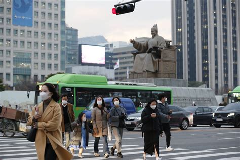 韩国新增新冠肺炎确诊病例超54万例 再达新高香港新增超1100例新冠确诊病例香港新增1161例确诊 创单日新高密克