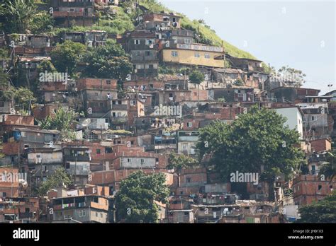 Slum, Rio de Janeiro, Brazil Stock Photo - Alamy