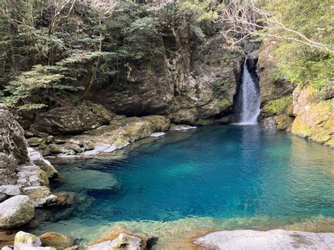 仁淀川の仁淀ブルーを堪能できるにこ淵へ行ってきました ひやまんブログ