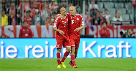 Munich S Arjen Robben R And Franck Ribery Celebrate The 1 0 Goal