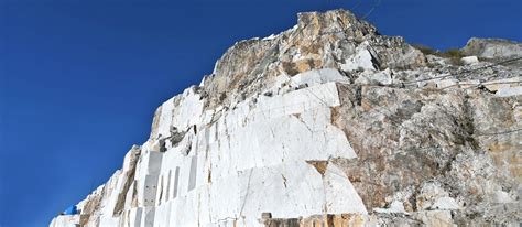 Le Cave Di Marmo Di Carrara In Italia Lithos Design