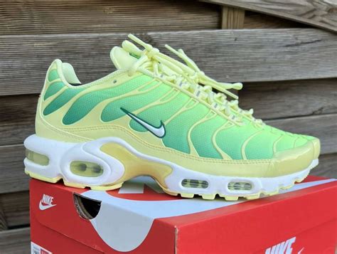 Nike Air Max Plus Tn Green Glow Malachite Lemon Lime Dz