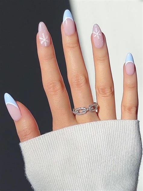 Winter Nail Ideas To Copy Xmas Nails Winter Nails Nail Designs