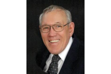 MarshfieldNewHerald Obituary: A Legacy Remembered - 7vs7qtl