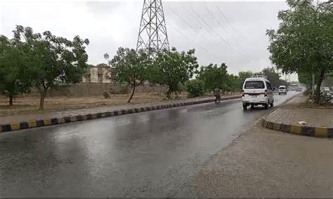 Karachi Sees Light Rain As Pakistan Braces For More Showers Pakistan