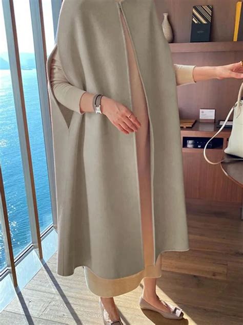 Simple Sleeveless Solid Color Round Neck Cape Outerwear