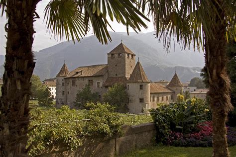 Wiederer Ffnung Von Schloss Runkelstein Und Maretsch In Bozen Weinlese It