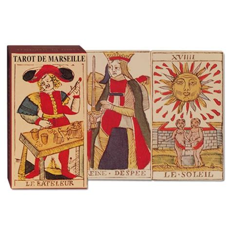 Tarot De Marseille Piatnik Acheter Sur La Boutique BCD JEUX