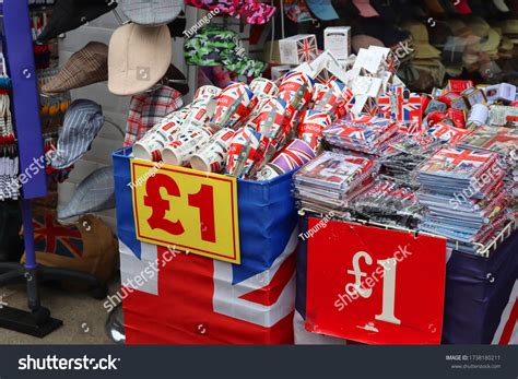 2281 Imágenes De London Souvenir Shop Imágenes Fotos Y Vectores De