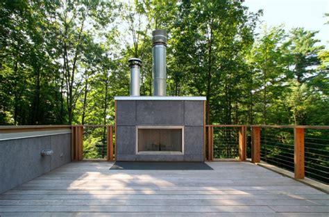 12 Amazing Modern Outdoor Fireplaces - Design Milk