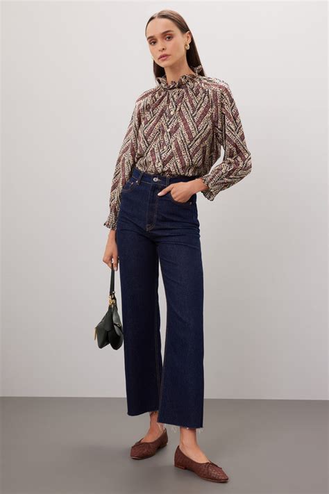 Calisto Shirt By Veronica Beard Rent The Runway