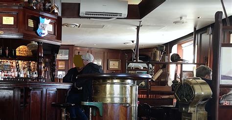 Captains Cabin