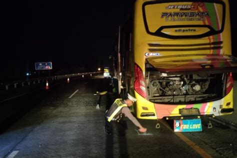 Bus Wisatawan Asal Malang Kecelakaan Di Tol Pandaan