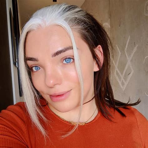 20 людей с редкой внешностью, которые выглядят уникально благодаря ...