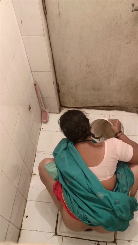 Indian Pissing My Fav Spy Piss 3