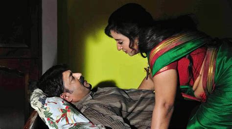 Mallu Serial Actress Sona Nair Hot Bed Scene In Anavruthayaya Kapalika Showing Her Sexy Belly