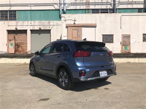 2020 Kia Niro Plug-In Hybrid review: Practical PHEV - CNET