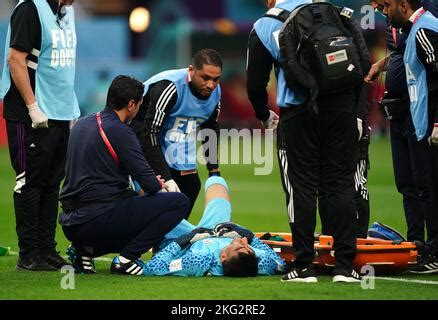 Iran Goalkeeper Alireza Beiranvand Receives Medical Attention After